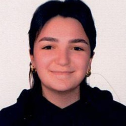ستيفاني الدوماني
