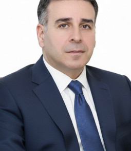 Dr. Ehssan Sattouf.