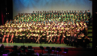 إعلان بخصوص تمديد فترة استلام لباس التخرج