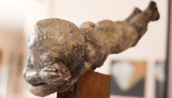 The Arab International University opens an exhibition of contemporary Syrian plastic art at the University's Faculty of Arts