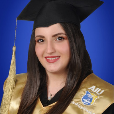 ياسمين عامر