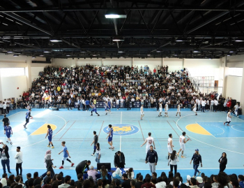 AIUFirstDatBasketBallPalying (21)