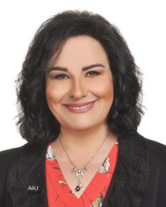 فكتوريا خنوف