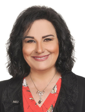 فكتوريا خنوف