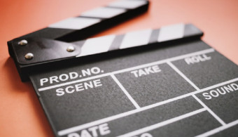 الشروط الخاصة المطلوبة لامتحان القبول في كلية الفنون قسم الفنون المسرحية والإخراج السينمائي