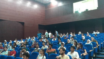 A meeting with university students and the Training and Development Center