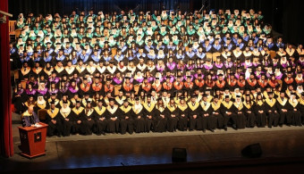 إعلان هام للطلاب الخريجين خلال الأعوام (2019-2020-2021) والمتوقع تخرجهم للفصل الثاني والصيفي للعام (2021 -2022)  الراغبين بالمشاركة في حفل التخرج الذي ستقيمه الجامعة العربية الدولية في الجامعة على مدرجها المكشوف.