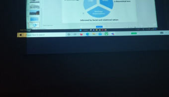 محاضرة مشتركة بين الجامعة العربية الدولية و جامعة بورتسموث في بريطانيا  ضمن فعاليات الشهر العلمي لكلية الهندسة المعمارية