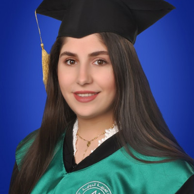 ايفون سعاده